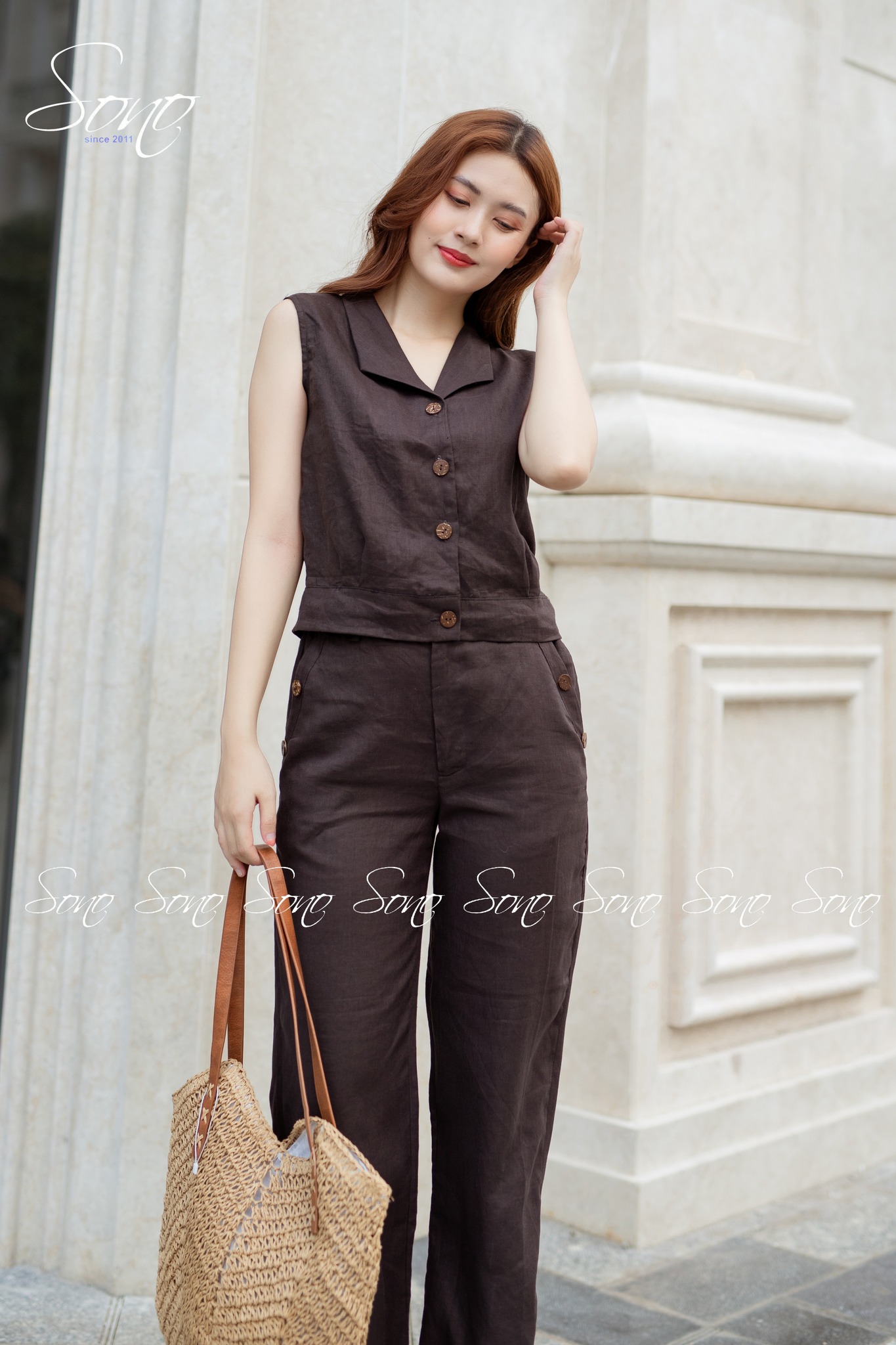Sono - Bộ Dài Linen Cổ Bẻ Nút Gỗ
