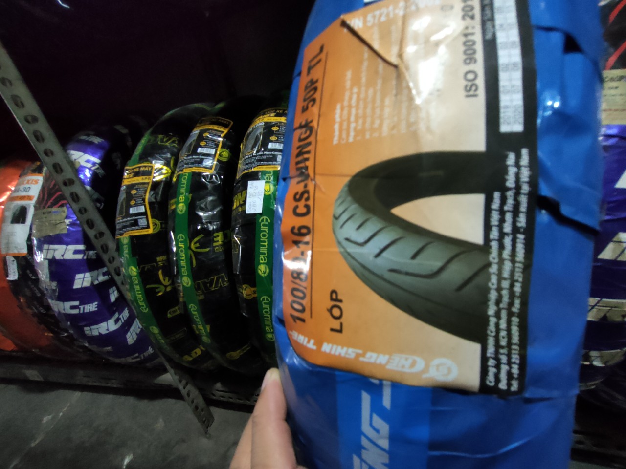 [HCM] Vỏ (lốp) trước SH - vỏ xe ChengShin Chính hãng 100/80-16