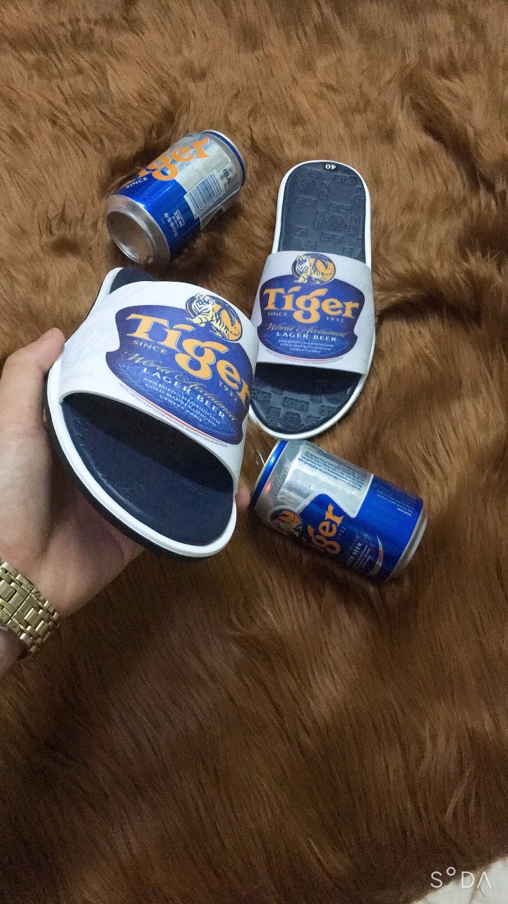 [HCM]Dép nam ( VIDEO ) siêu phẩm logo tiger  cho cả nam và nữ cực kì êm chân 2021