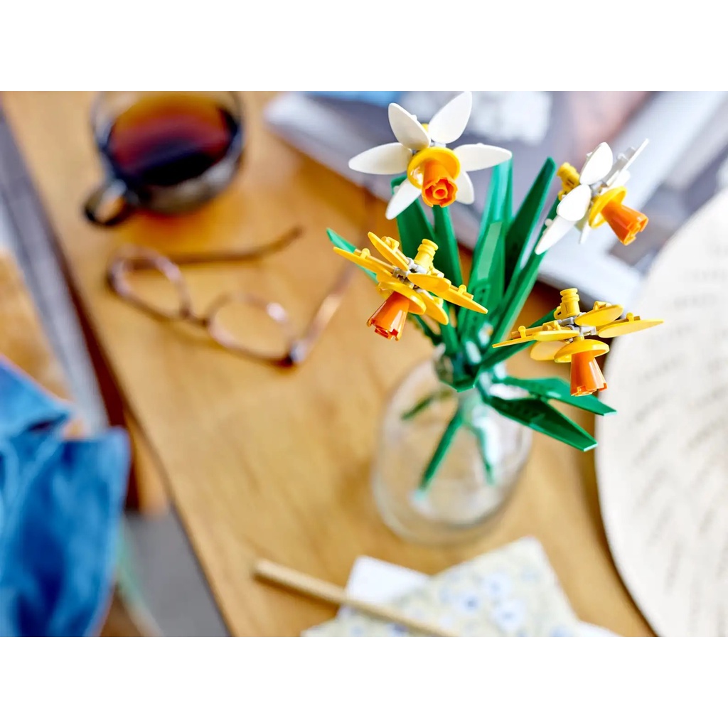 Lego 40646 Daffodils - Hoa thủy tiên ( Hàng có sẵn )