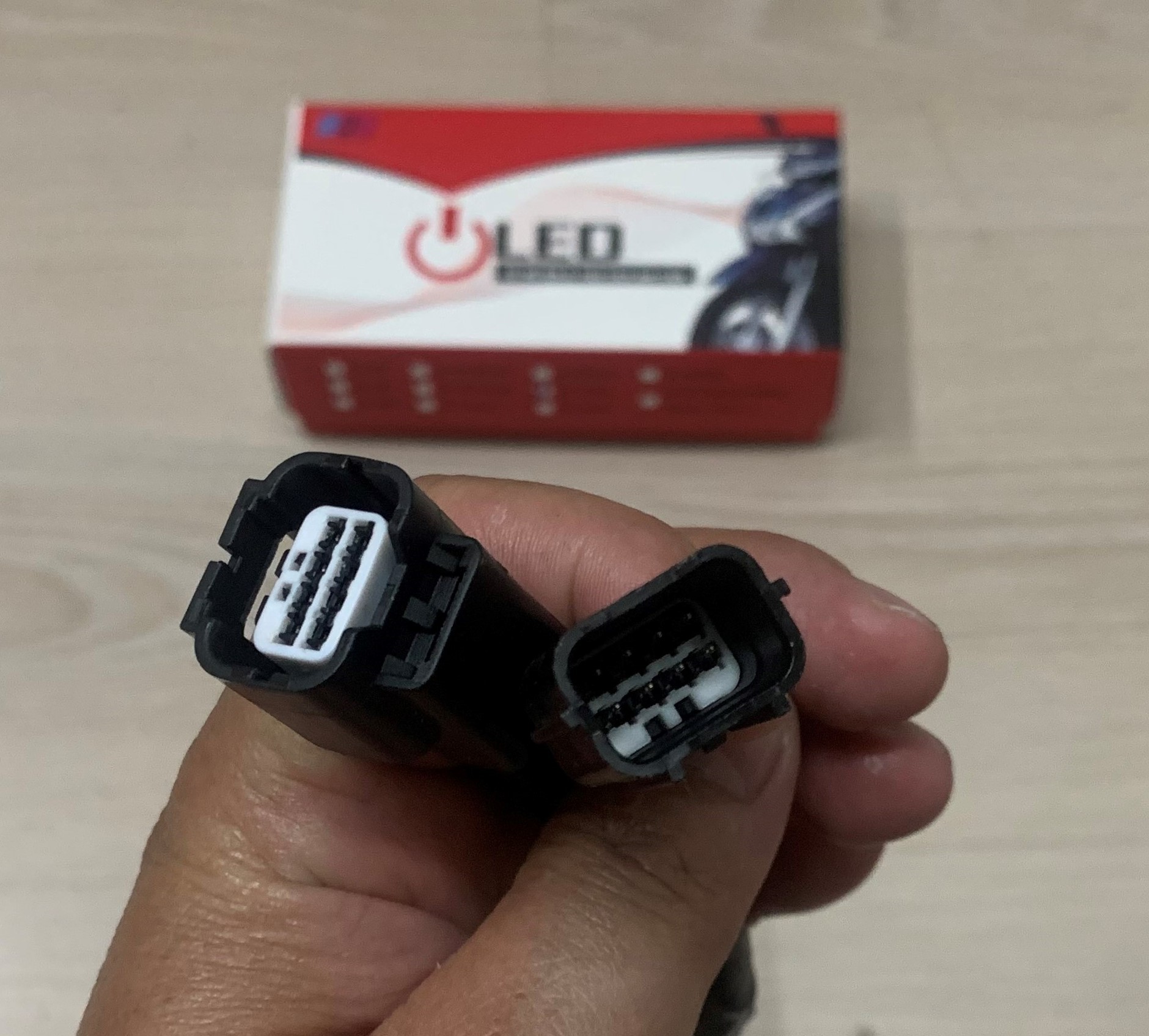 Mạch tắt mở đèn xe máy Honda đời mới IKY OLED