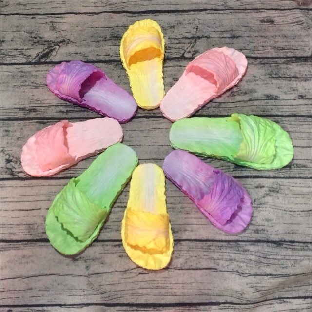 Cabbage Slippers for Mother and Baby