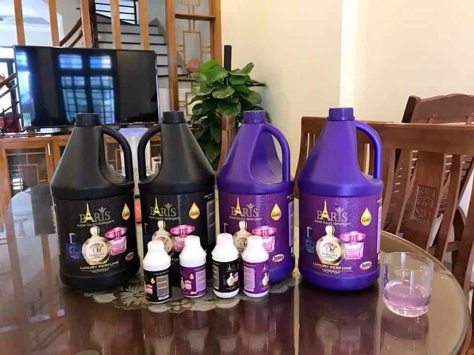 [Freeship]combo 2 can nước giặt paris 3 lit 6 (chat shop để có giá rẻ ạ )