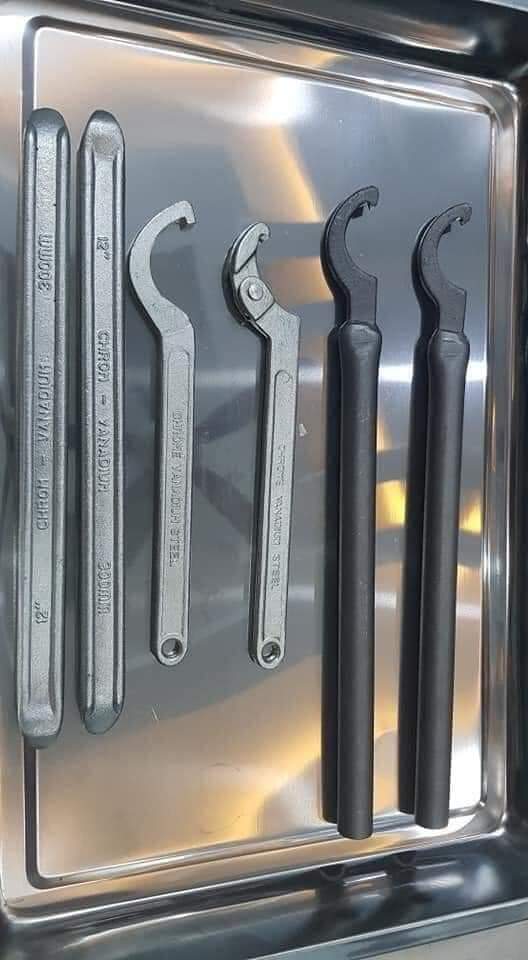 Bộ 2 móc cổ xe máy Yamaha MENFA.( dầy + mỏng Có bán rời từng loại )
