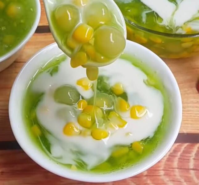 Bột Cốt Dừa Lá Dứa MinaCo Hiệu Quả Đào 50g