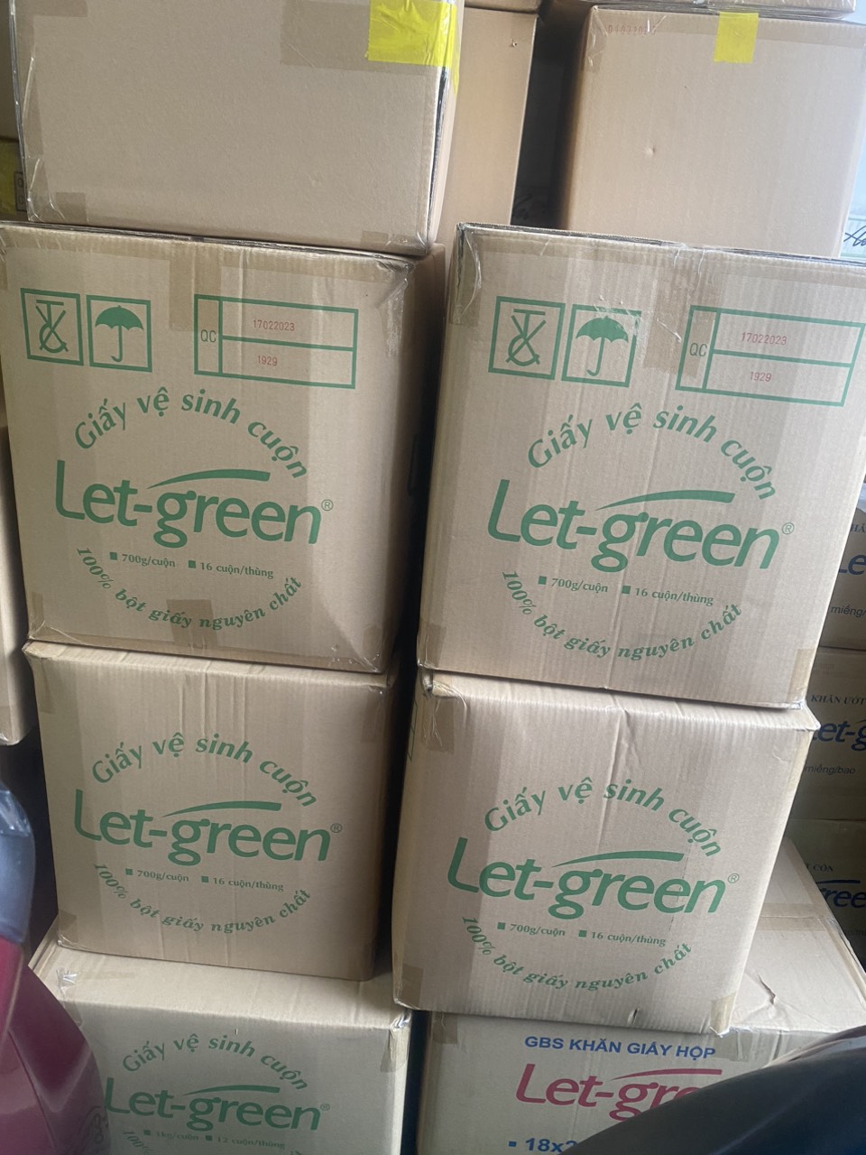 Giấy vệ sinh cuộn lớn Let-green 700gr