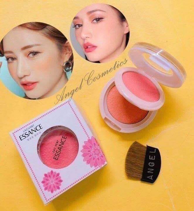 Phấn Má Hồng Lacvert Essance 2 tầng kèm cọ