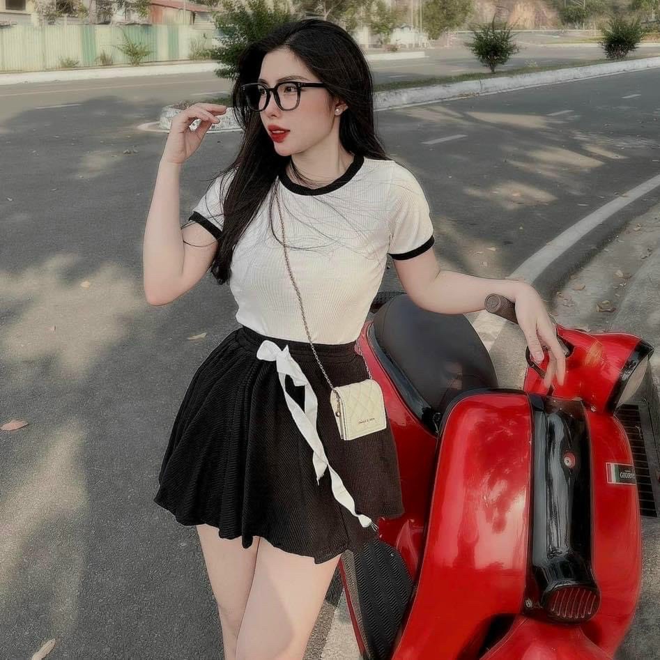 [Ưu đãi voucher 50k freeship] Sét Bộ Thun Nữ Áo Sẻ Tà Đính Nơ Kèm Quần Đùi Xốp, Sét Đồ Nữ Mặc Nhà,  Set Bộ Hình Gấu Đính Nơ Siêu Đáng Yêu Xinh Xắn Trẻ Trung Năng Động