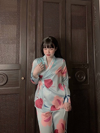 [HCM]SÉT BỘ ĐỒ NGỦ LỤA SATIN CAO CẤP PHỐI DÂY CỘT  EO