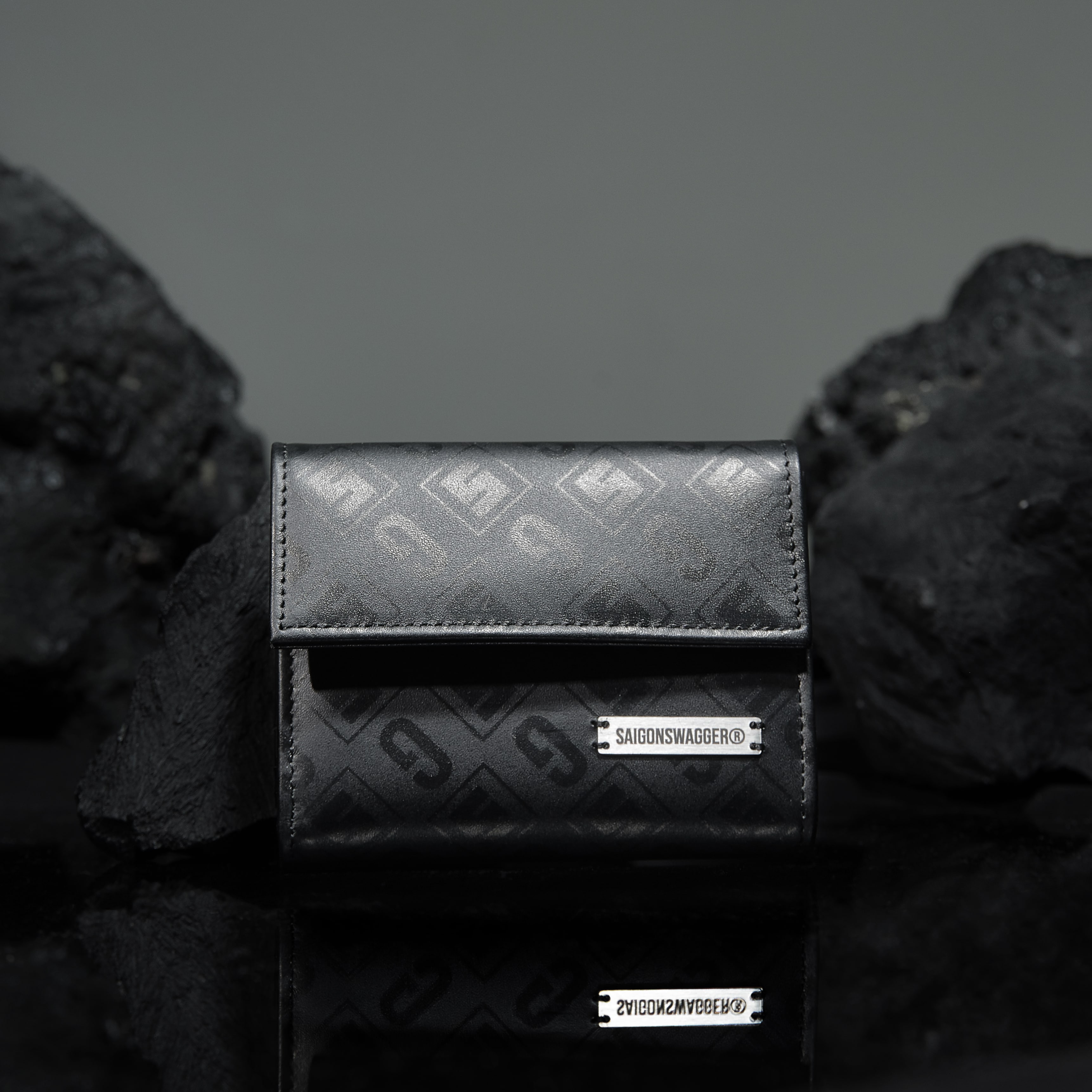 Ví Da Thật SAIGON SWAGGER ECLIPSE SHORT FLAP WALLET