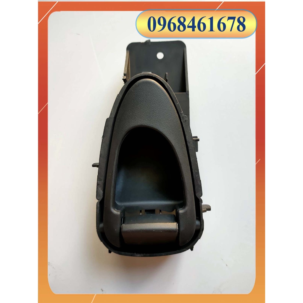 Tay mở cửa trong Lanos