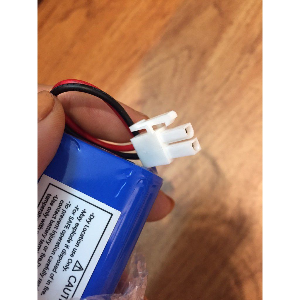 Pin robot Deebot Ecovacs DM82