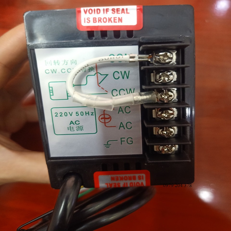 T.W.T - 200W Bộ điều khiển tốc độ mô tơ