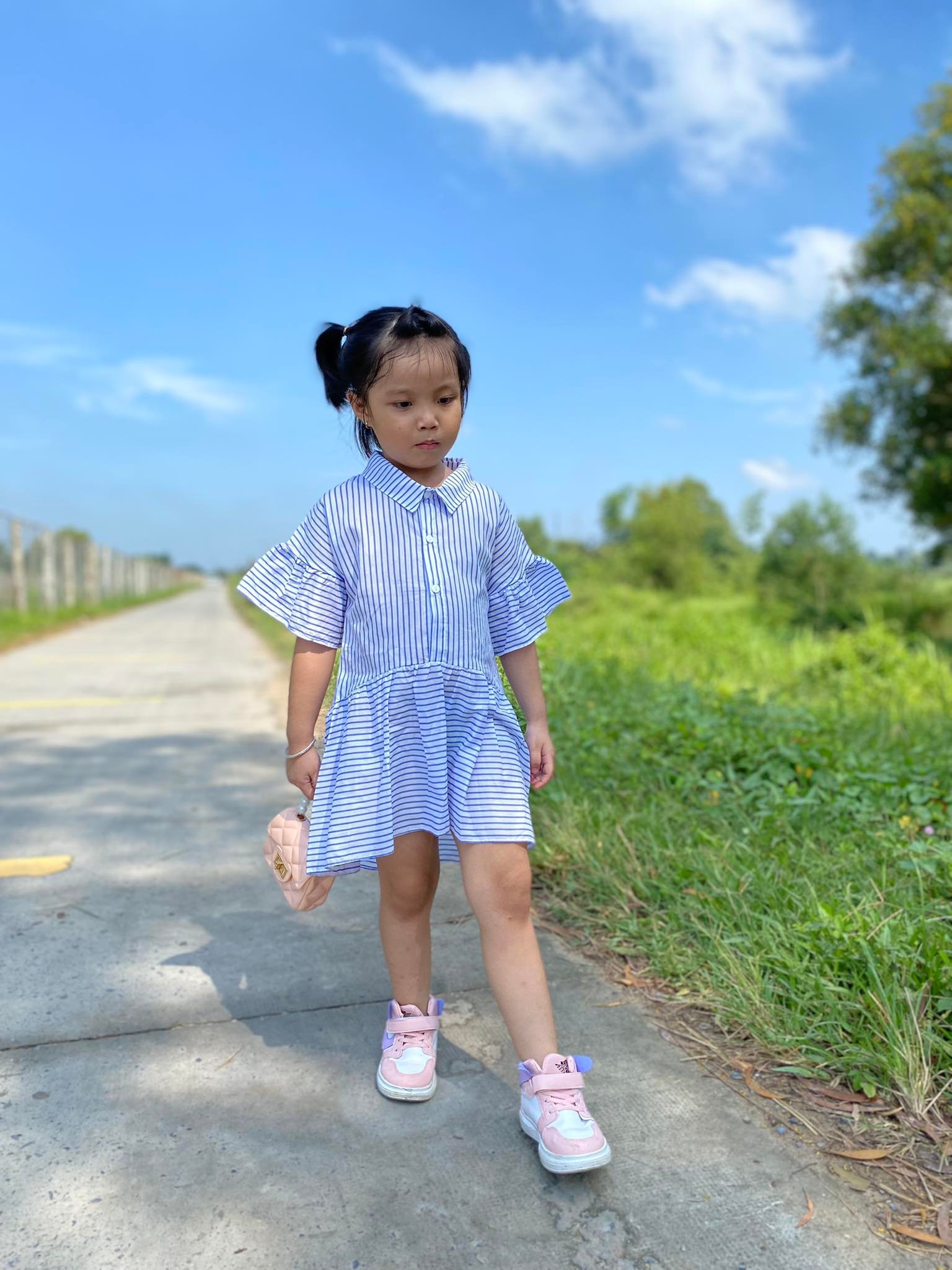 Đầm sơ mi form rộng