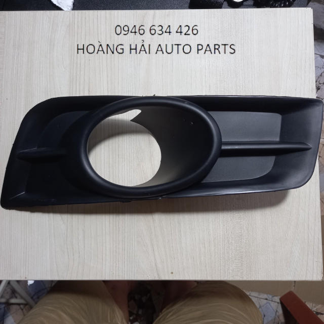 Ốp đèn gầm bên phụ chevrolet cruze 2008-2010