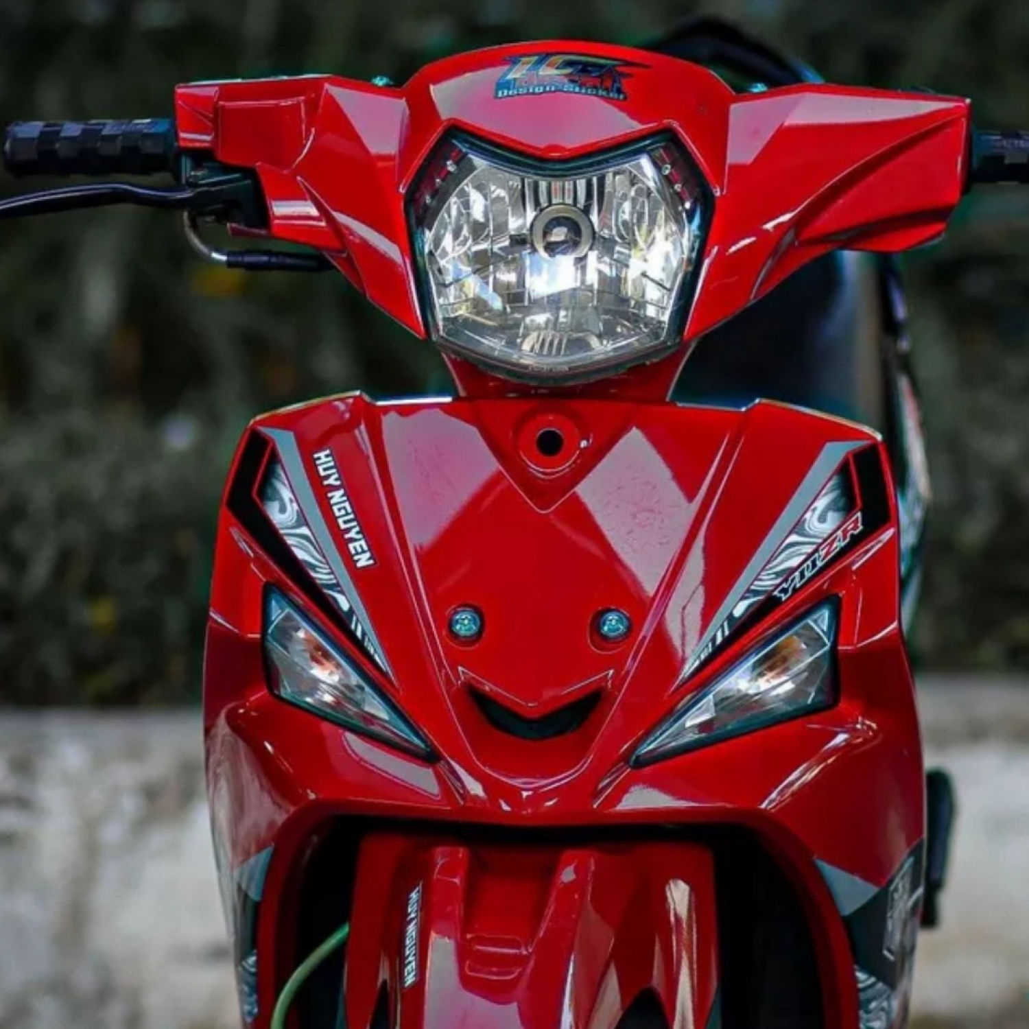 Tem Rời Sirius Fi 115 Y11ZR Hoa Văn Đỏ Đen
