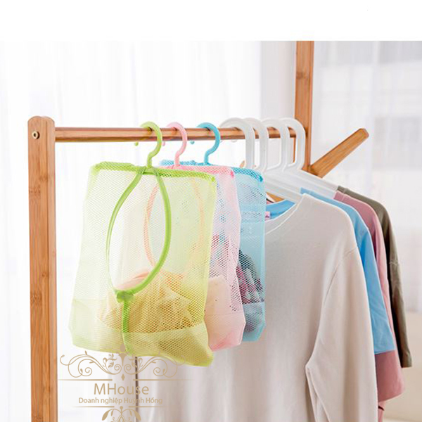 Storage Bag. Clothes Bags. Kitchen Bathroom Hanging Storage Organizer Bag