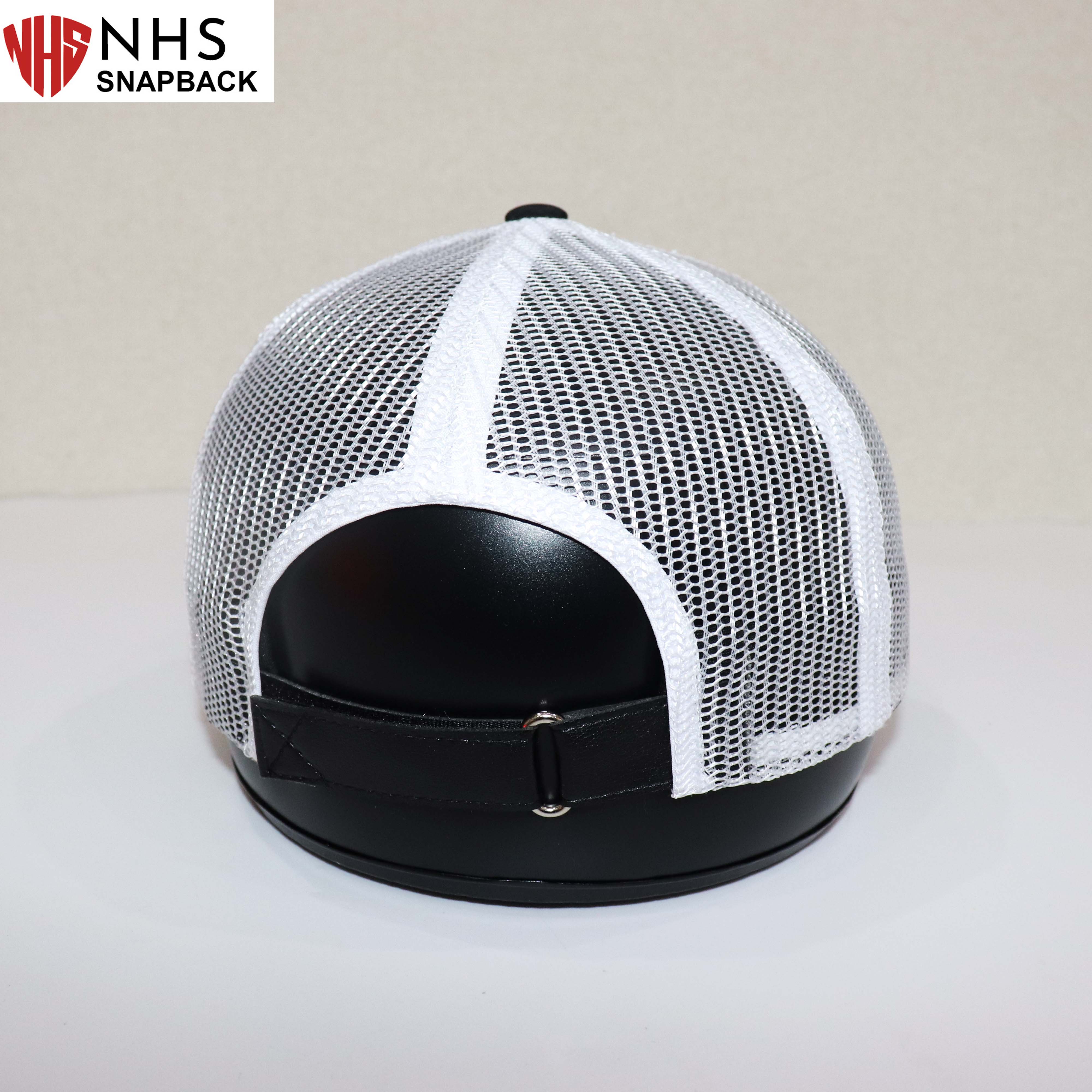 Mũ Snapback NHS Trơn009 Đen Lưới Trắng.