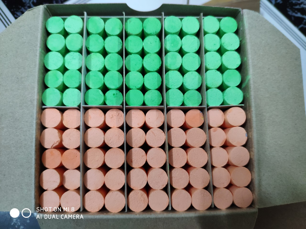 [HCM]PHẤN VIẾT BẢNG KHÔNG BỤI - 2 màu