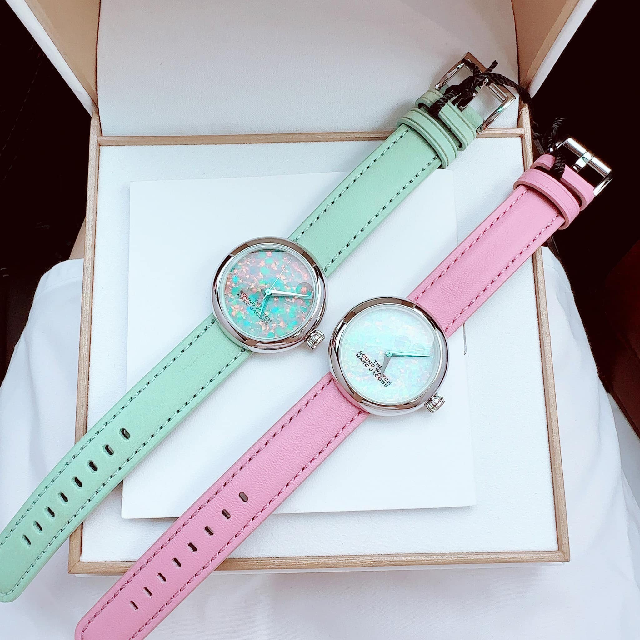 ĐỒNG HỒ NỮ HIỆU MARC JACOBS MJ0120179285 CHÍNH HÃNG
