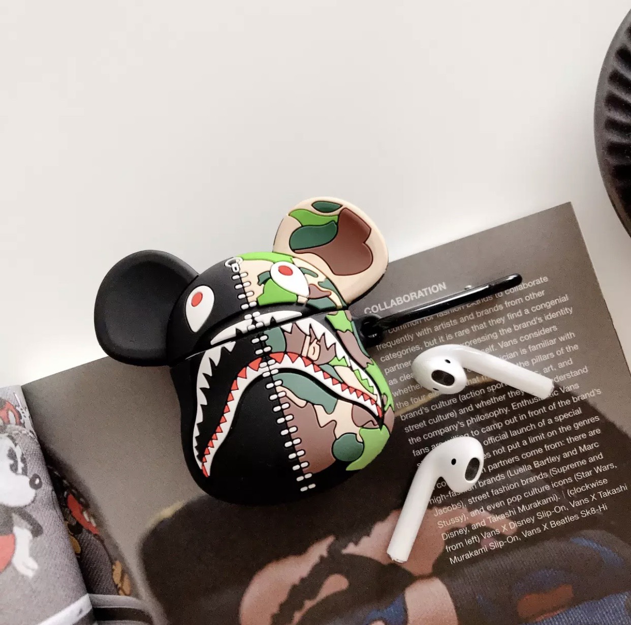 Case airpods pro Bearick siêu ngầu siêu hot