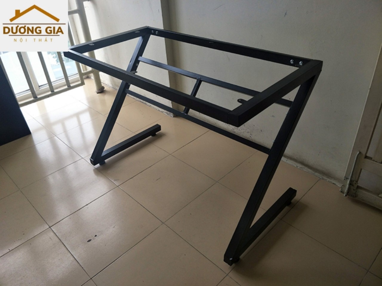 Khung bàn sắt chữ U giá rẻ tận xưởng