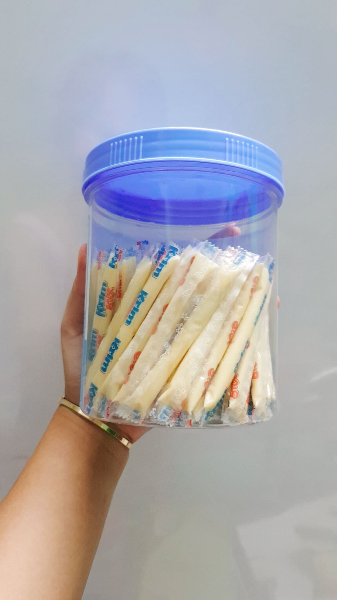 [HCM]Sữa Krim Stix HSD 10/2025 1 hộp 100 que