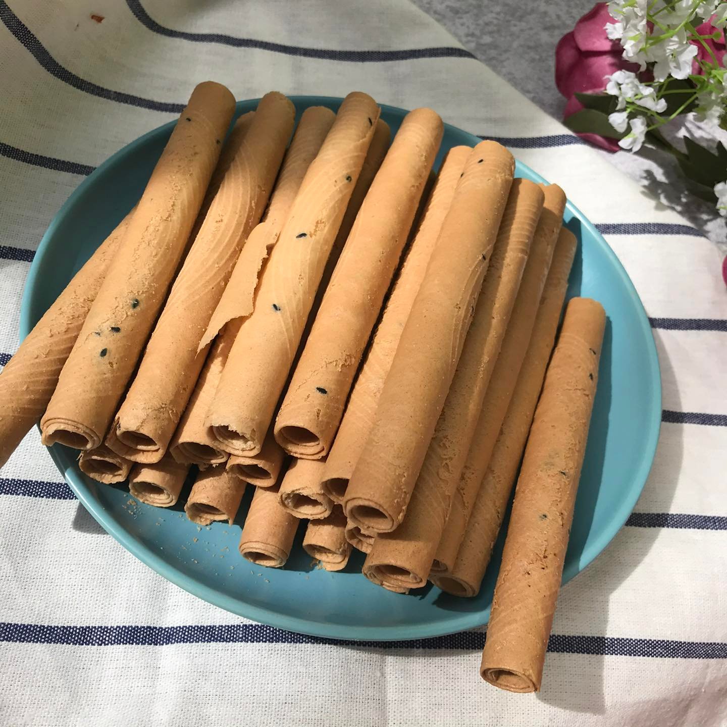 Bánh quế dừa hương vani -Bánh ống mè thơm ngon-đồ ăn vặt-ăn vặt