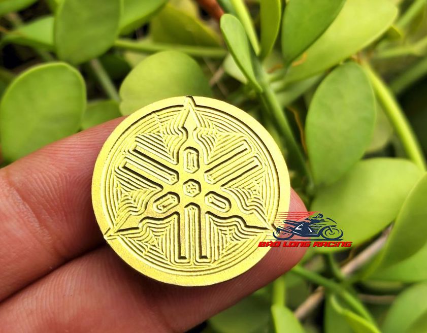 Tem Logo YA chất liệu Titanium Mạ Vàng Gắn Exciter,Sirius....