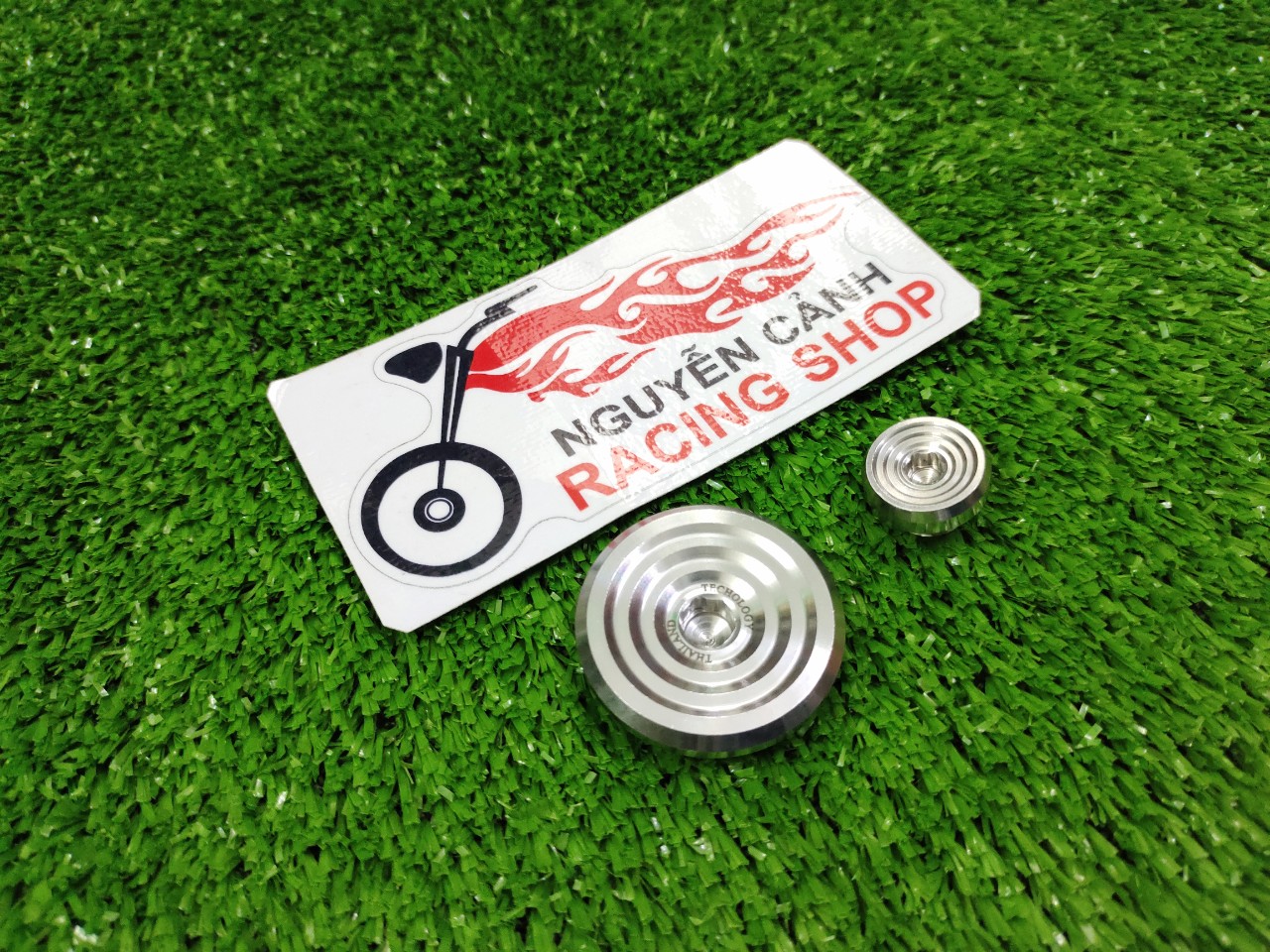 Ốc mâm lửa wave dream sirius exciter 135 salaya inox