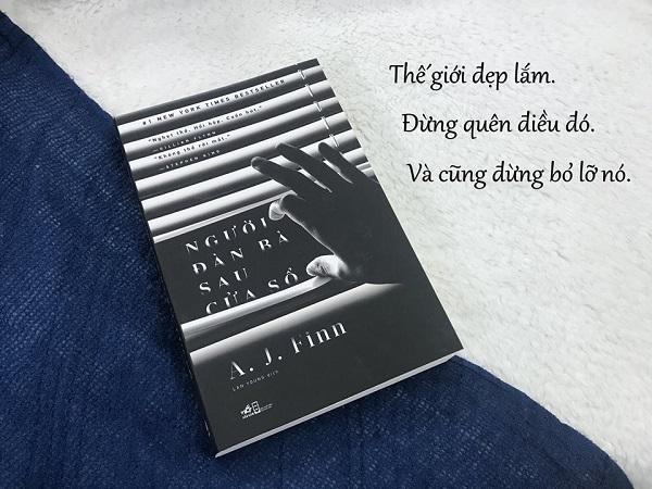 Người Đàn Bà Sau Cửa Sổ