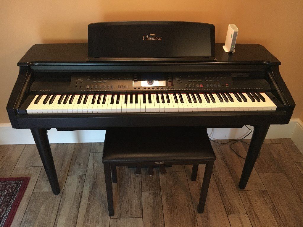 Piano Yamaha CVP 96