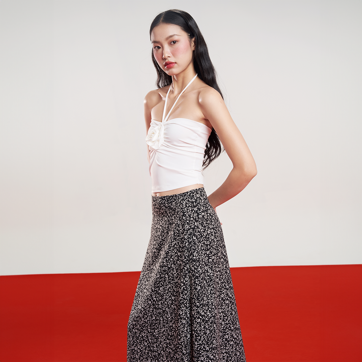 DOTTIE - Áo ống cột dây đính hoa - T0867