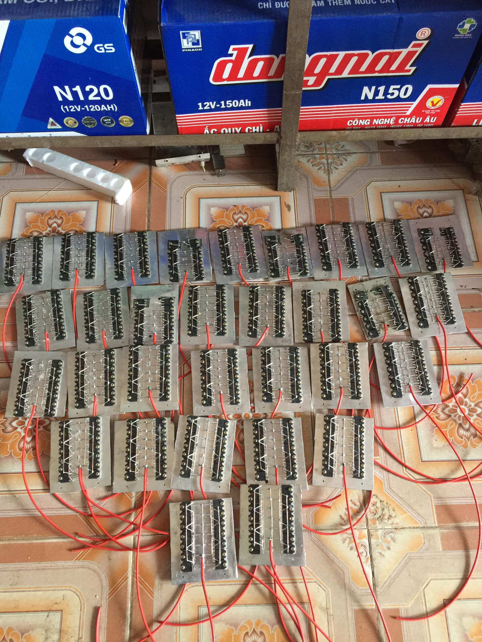 14 sò D718 + 2 B688  ( Lưng Đồng )
