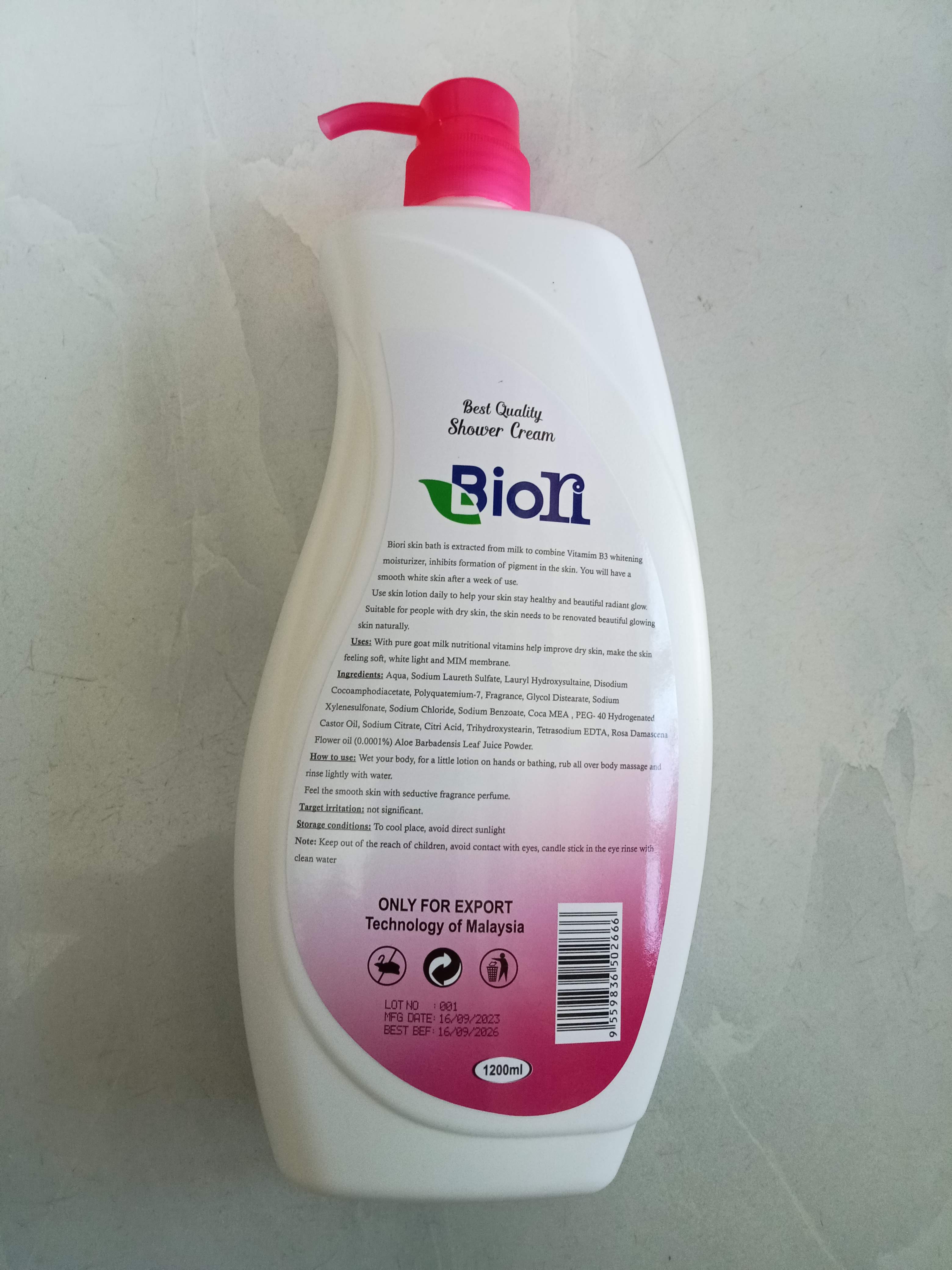 combo sữa tắm trắng da biori 1200ml ( hoa anh đào )