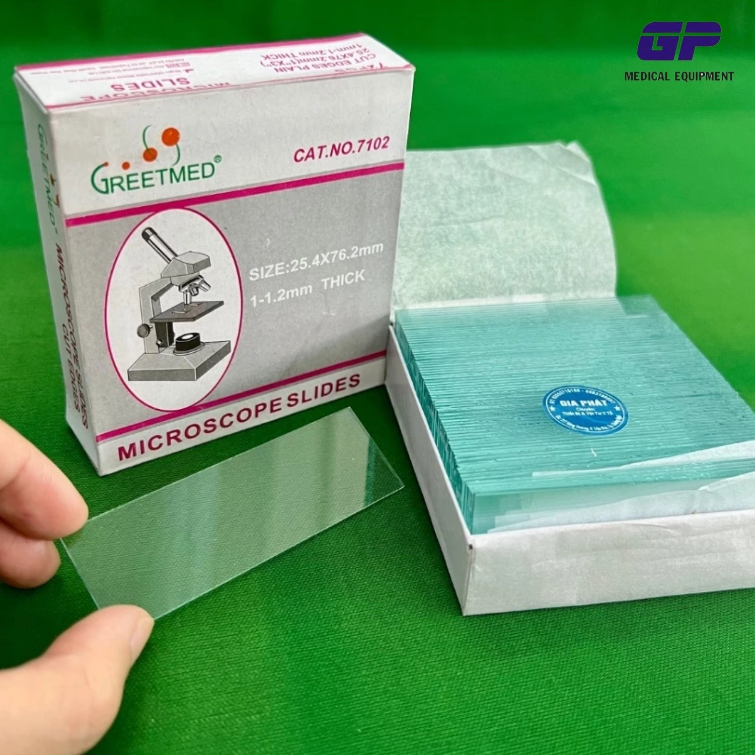 LAM KÍNH HIỂN VI NHÁM 7105 DÙNG MỘT LẦN MICROSCOPE SLIDES (HỘP 50 CÁI)