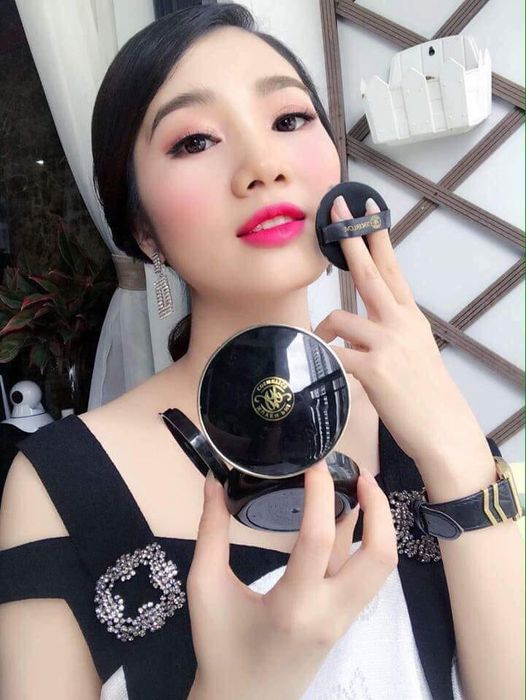 PHẤN NƯỚC HUYỀN PHI