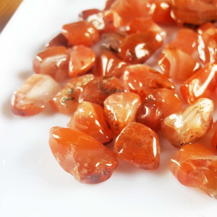 Đá trang trí bể cá, vụn đá thạch anh tự nhiên 100%, Đá mã não phong thuỷ