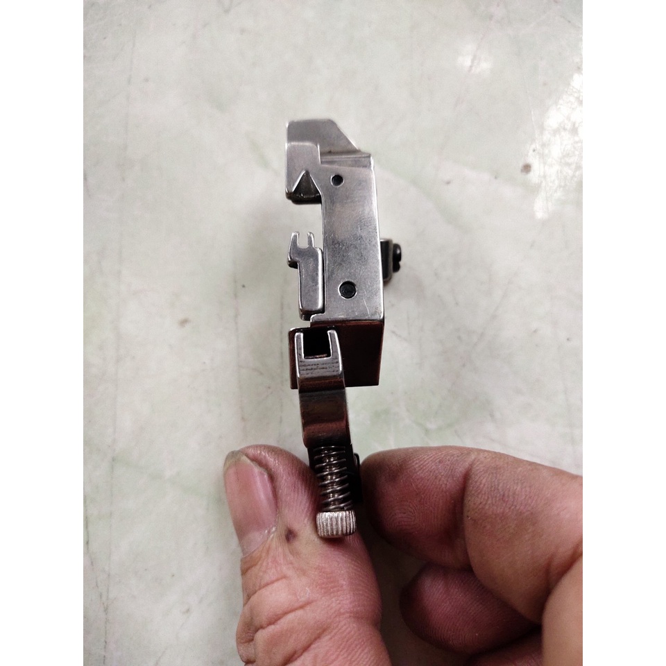 chân vịt cữ may thun máy vắt sổ 4 chỉ