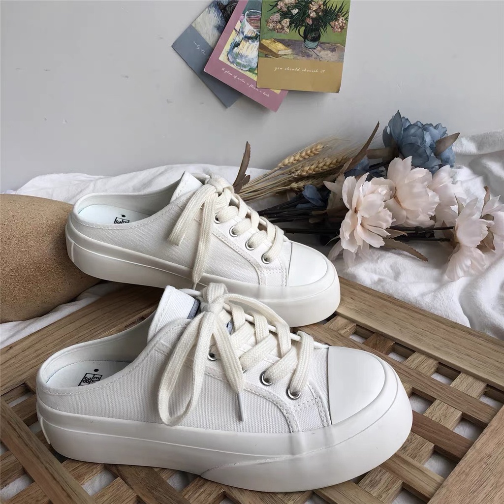 Hotgiày sục nữ độn đế thể thao 3cm bazik umishoes