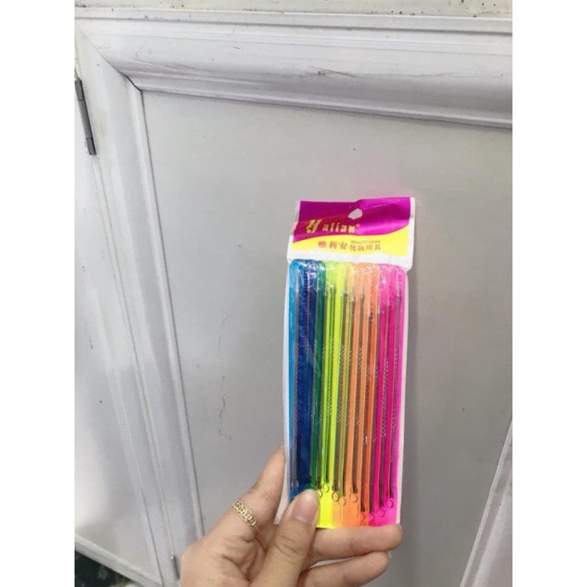 Vỉ Kim Lấy Mụn Màu ( Dây 12 Kim ) - SPA88