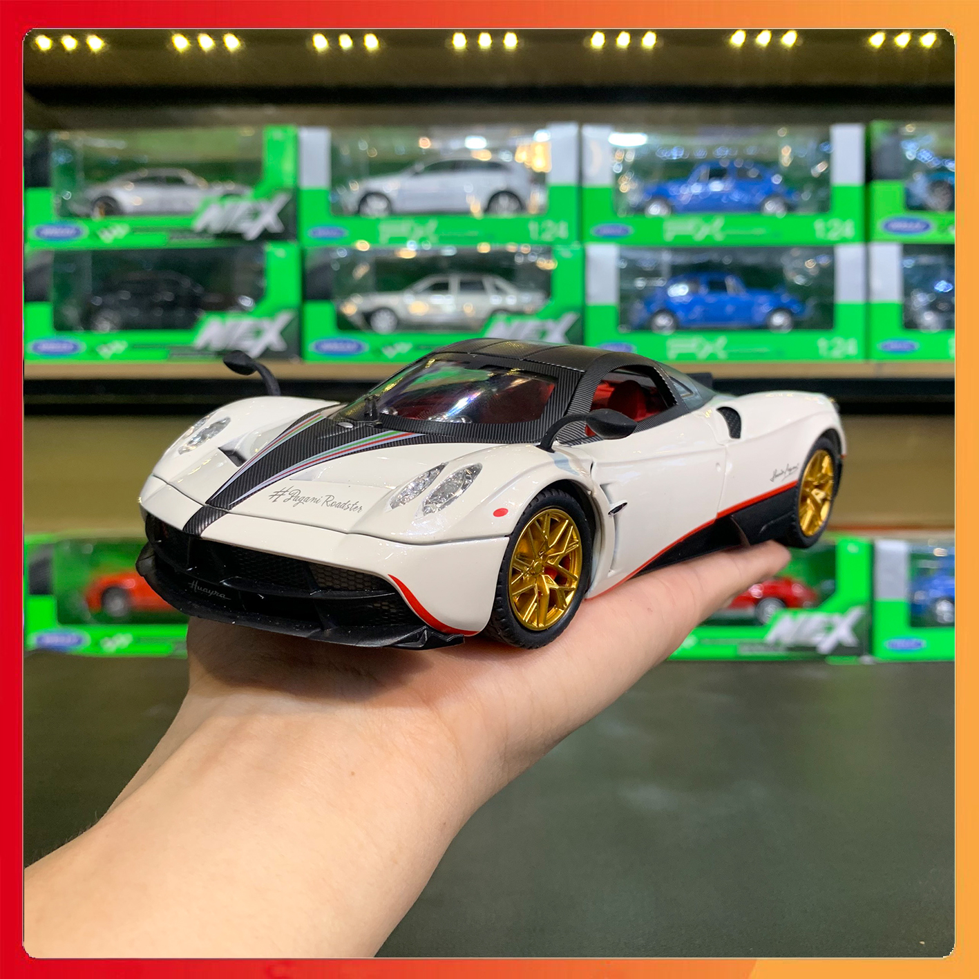 Mô hình xe pagani huayra roadster tỉ lệ 1:24 chezhi