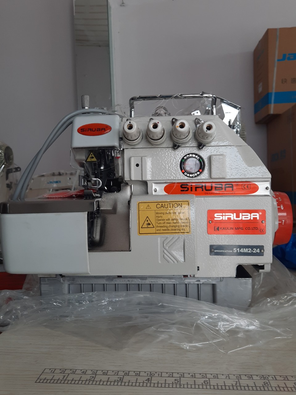 Đế chân vịt máy vắt sổ