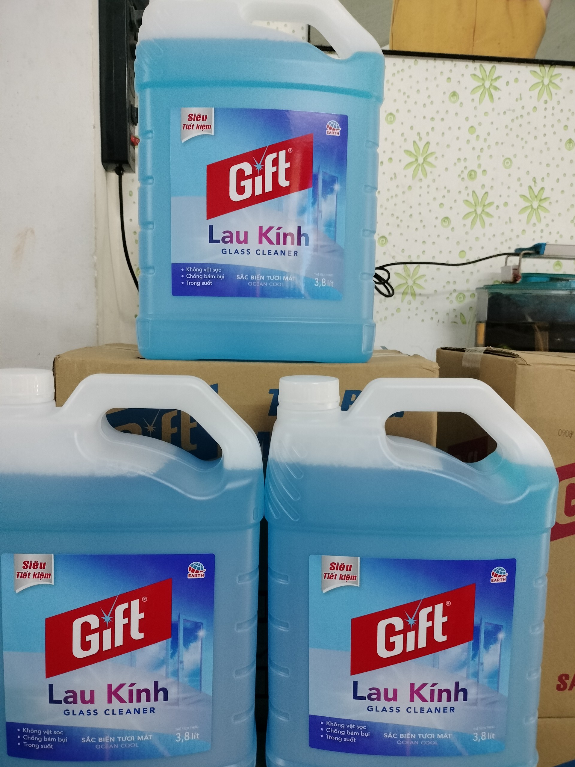 Nước lau kính Gift 3.8 lít