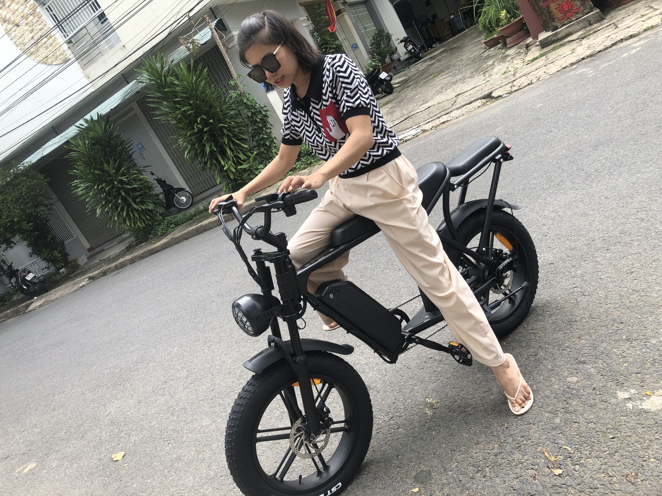 Xe Đạp Điện Địa Hình OUXI V8