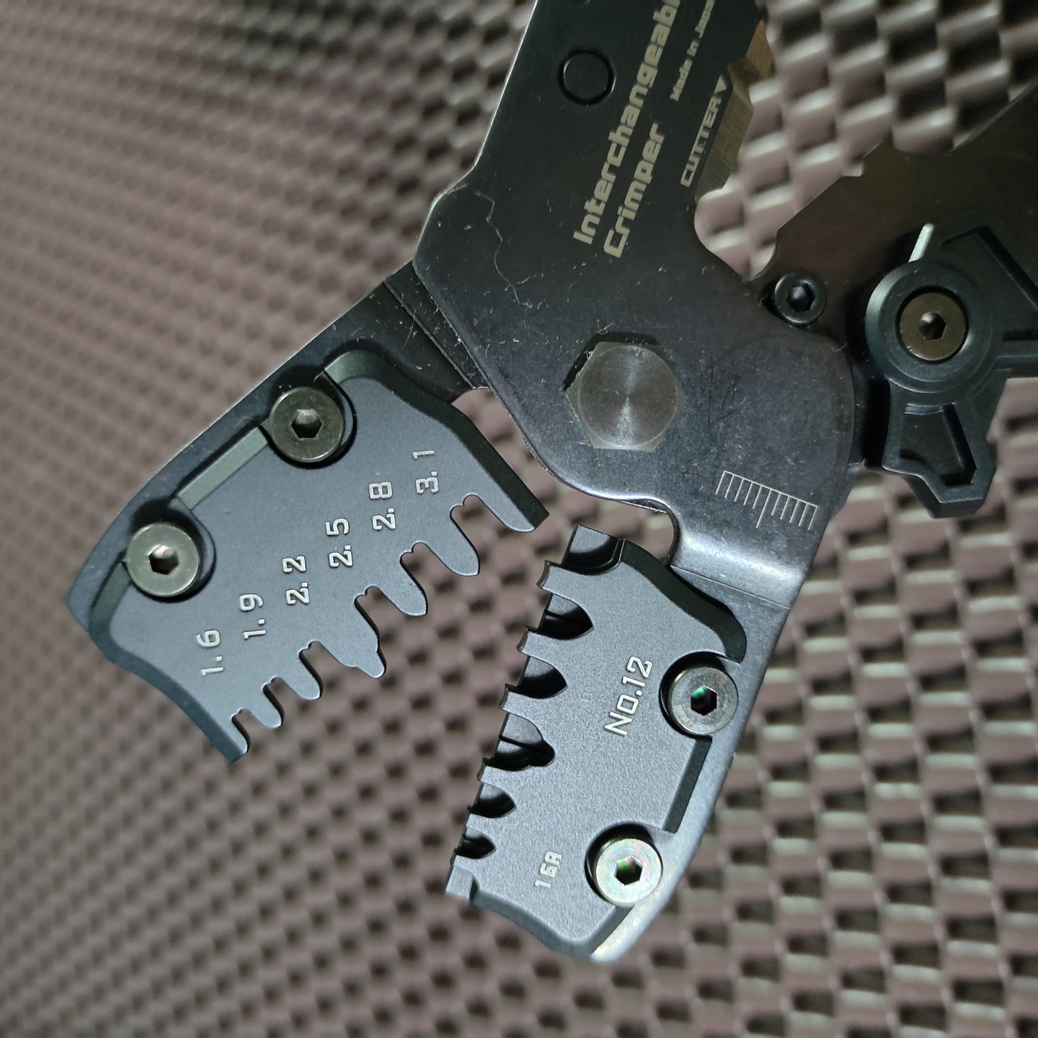 Kìm bấm cos điện ENGINEER PAD-12 Nhật Bản