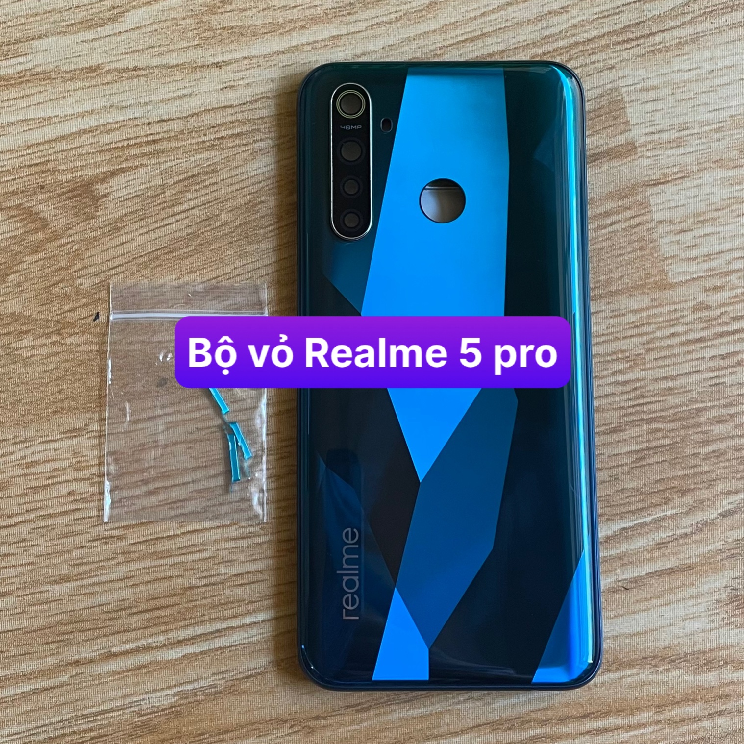 bộ vỏ xương Realme 5 pro / Realme Q ,kèm khay sim,phím,kính camera