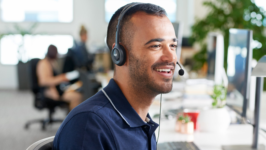 Tai nghe có dây Logitech H111