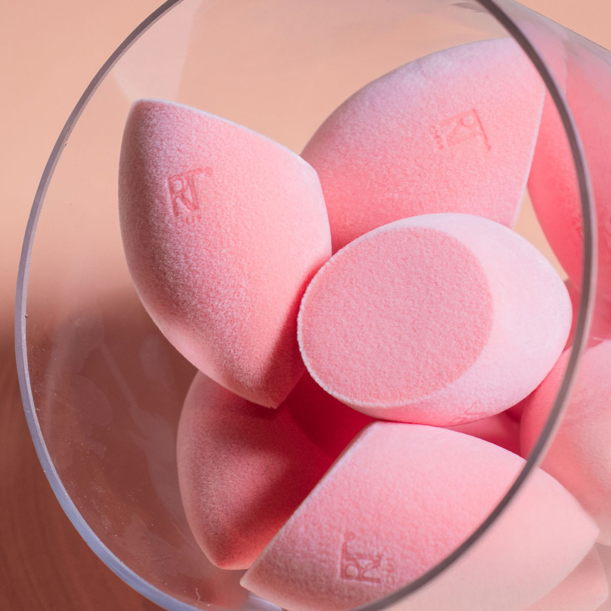 Mút Tán Phấn Phủ Real Techniques Miracle Powder Sponge