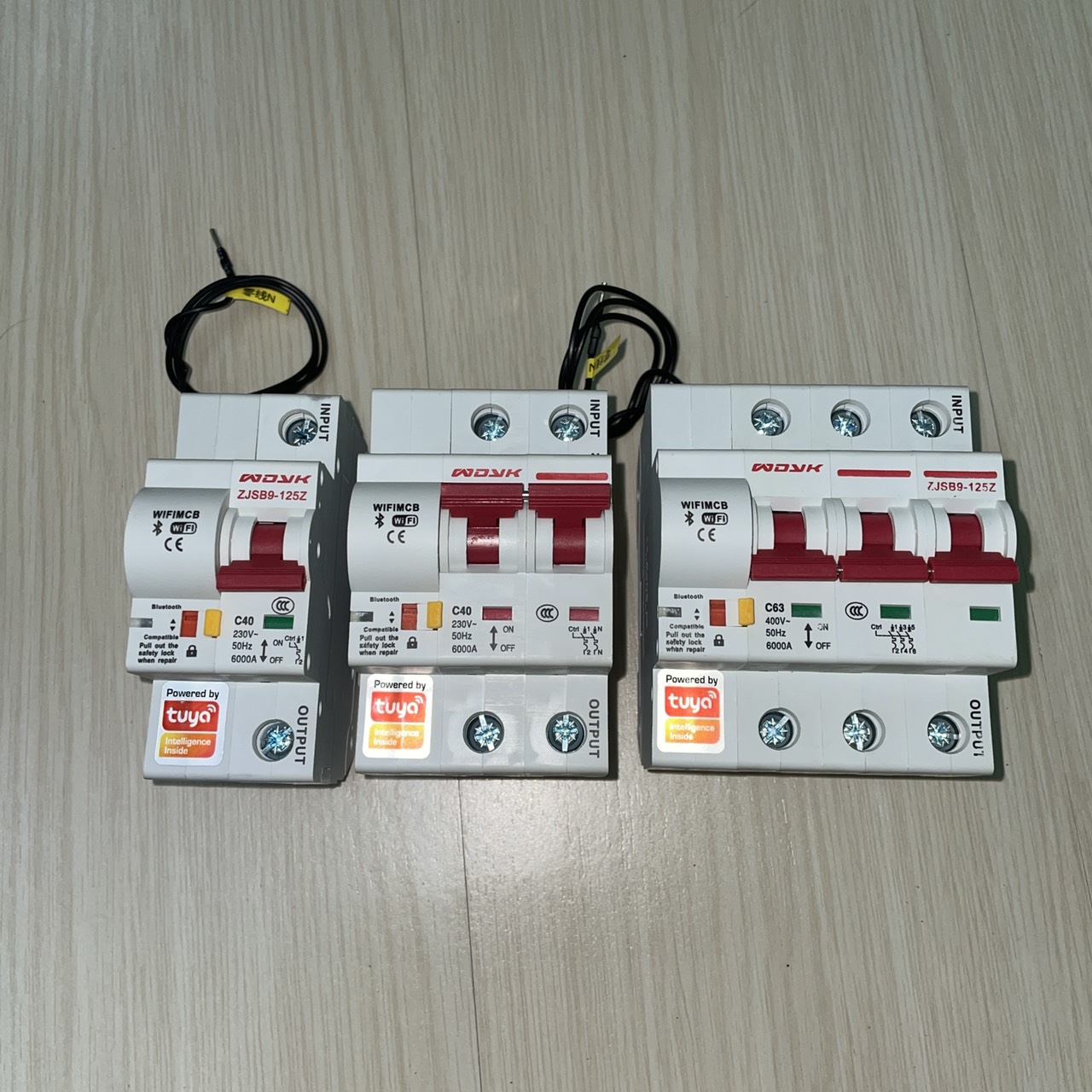 Aptomat CB thông minh Wifi Tuya 2P